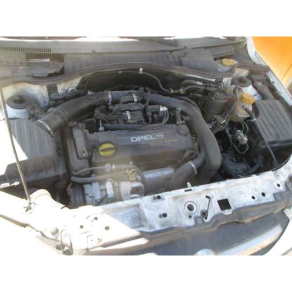 opel astra g berlina del año 1999