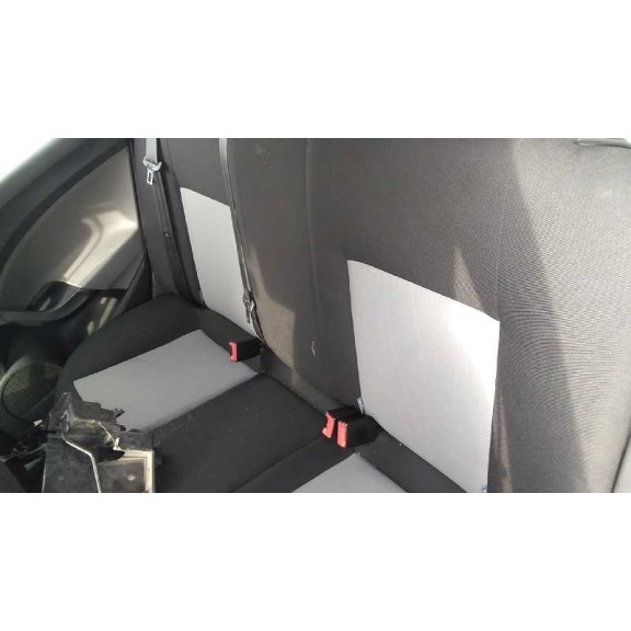 seat ibiza (6j5) del año 2012