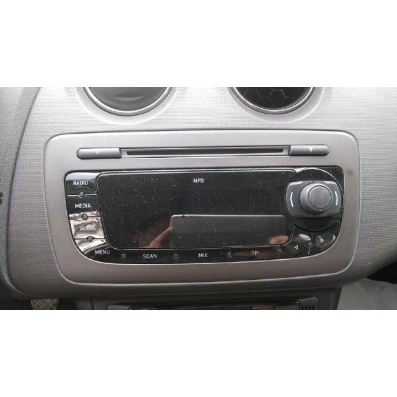 seat ibiza (6j5) del año 2012