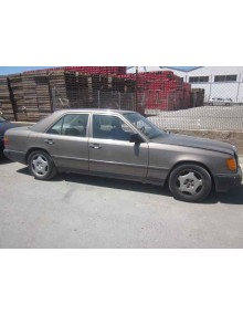mercedes-benz clase e (w124) berlina del año 1986