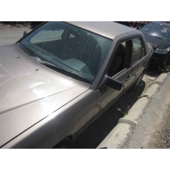 mercedes-benz clase e (w124) berlina del año 1986