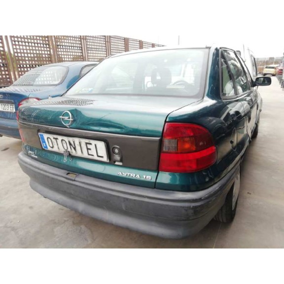 opel astra f berlina del año 1997