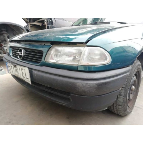 opel astra f berlina del año 1997