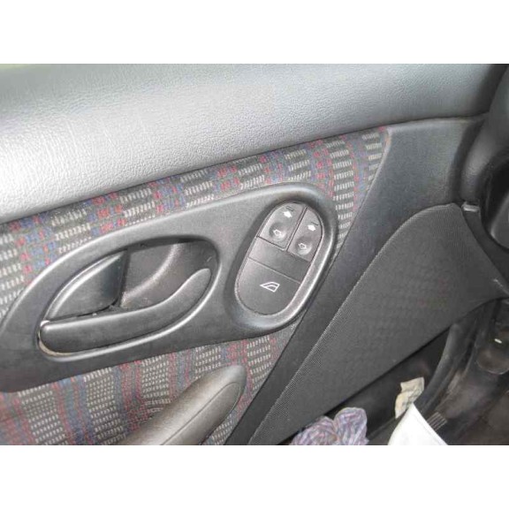 ford mondeo berlina/familiar (fd) del año 1994