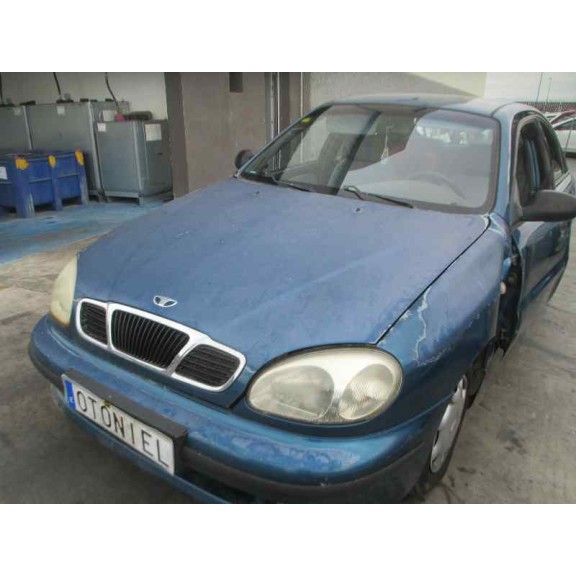 daewoo lanos del año 1999