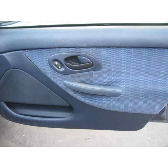 ford mondeo berlina/familiar (fd) del año 1993