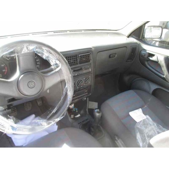 volkswagen polo berlina (6n1) del año 1998