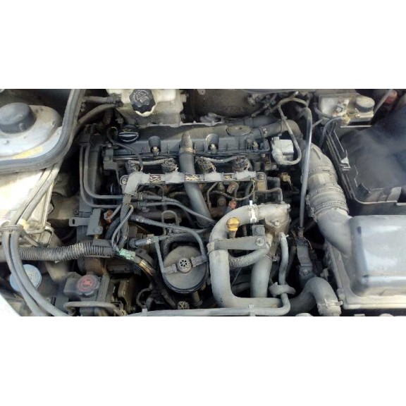 peugeot 206 berlina del año 2000