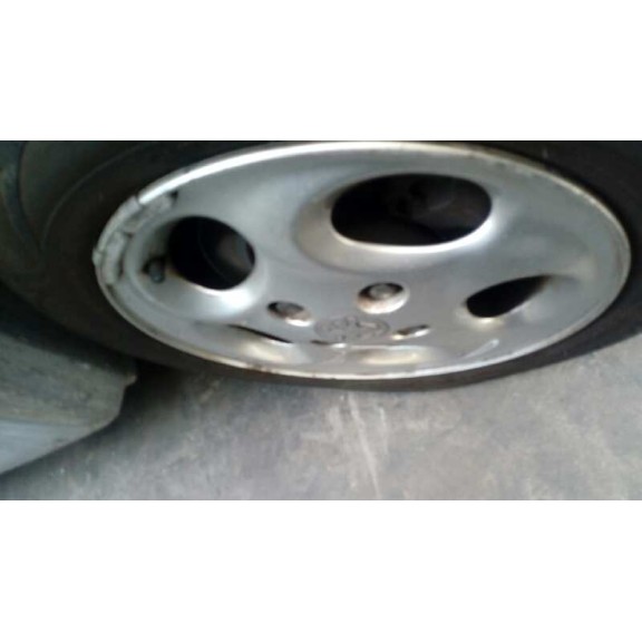 peugeot 206 berlina del año 2000