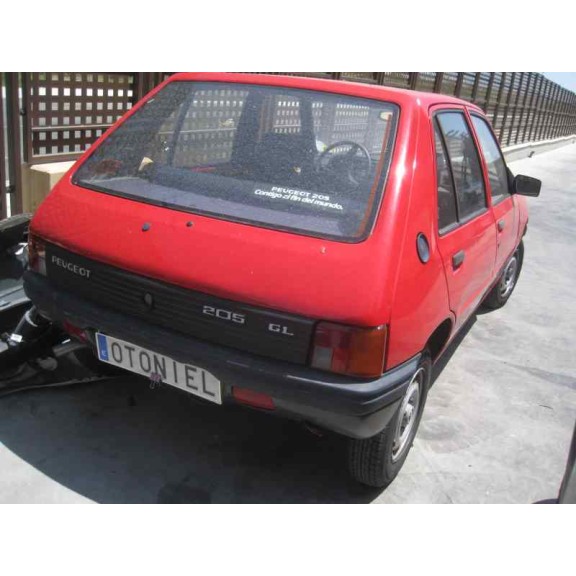 peugeot 205 berlina del año 1985