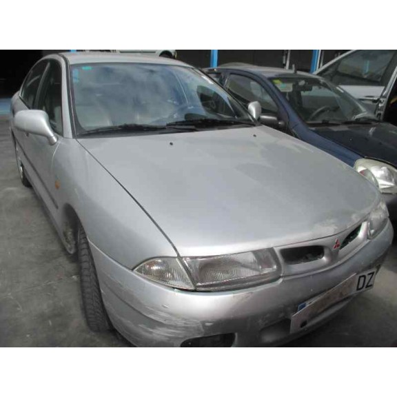 mitsubishi carisma berlina 4 (da0) del año 1999