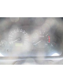 mitsubishi carisma berlina 4 (da0) del año 1999 2