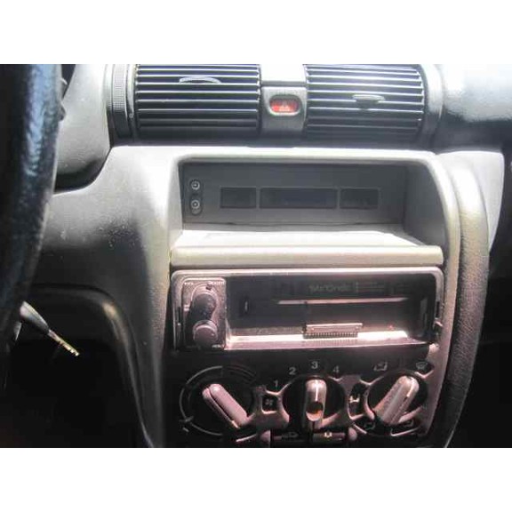 opel astra f berlina del año 1996