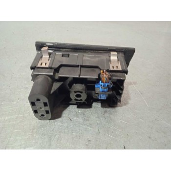 Recambio de mando luces para opel zafira b cosmo referencia OEM IAM 13205868 13205868 SALPICADERO