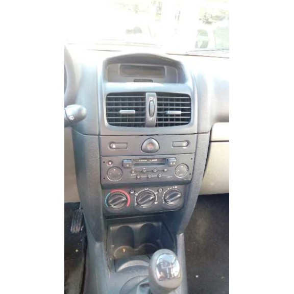 renault clio ii fase ii (b/cb0) del año 2003