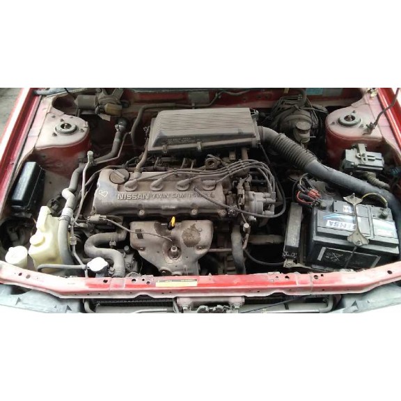 nissan sunny berlina (n14) del año 1994