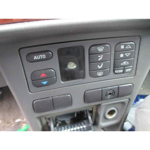 saab 9-3 berlina del año 1999