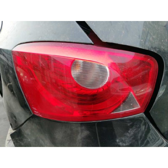 seat ibiza (6j5) del año 2008