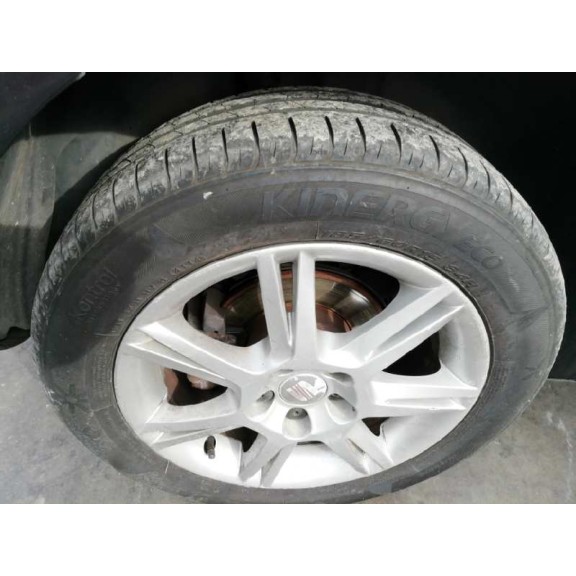 seat ibiza (6j5) del año 2008