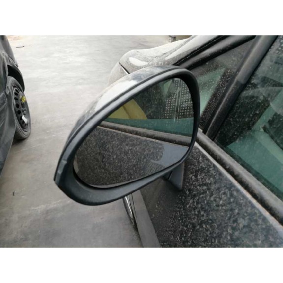 seat ibiza (6j5) del año 2008