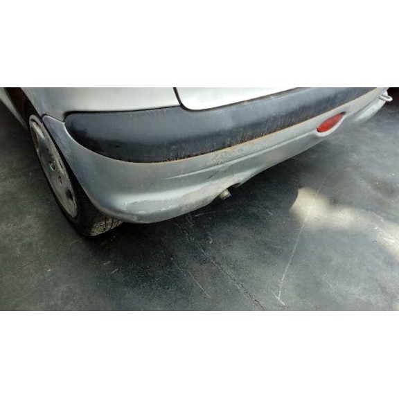 peugeot 206 berlina del año 1999