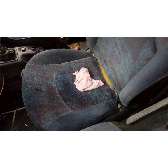 peugeot 206 berlina del año 1999