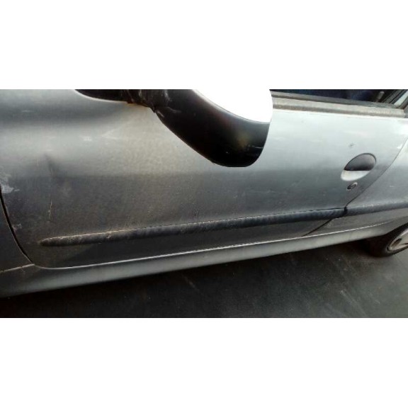 peugeot 206 berlina del año 1999