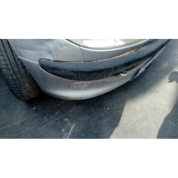 peugeot 206 berlina del año 1999