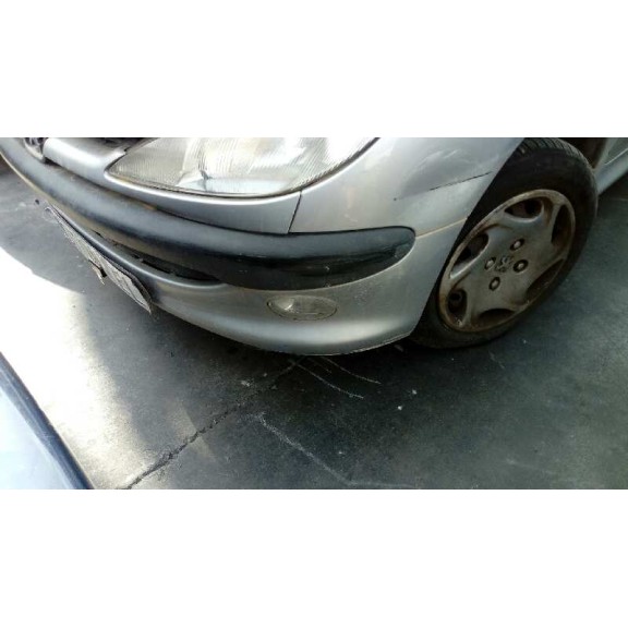 peugeot 206 berlina del año 1999