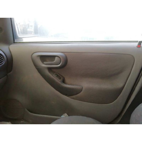 opel combo (corsa c) del año 2005