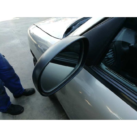 daewoo nubira berlina del año 1998