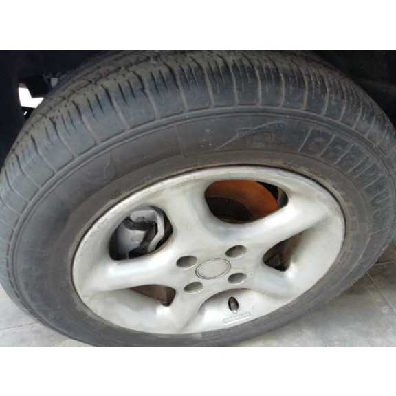 daewoo nubira berlina del año 1998