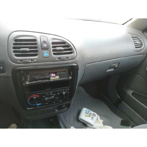 daewoo nubira berlina del año 1998