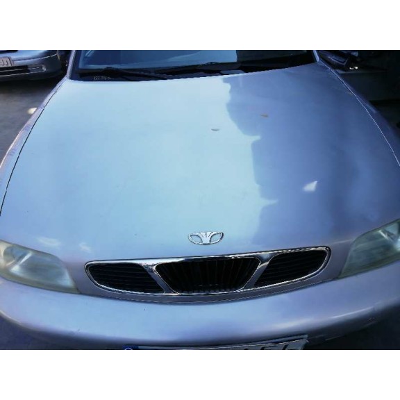 daewoo nubira berlina del año 1998