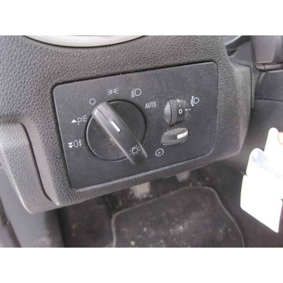 ford focus berlina (cap) del año 2006