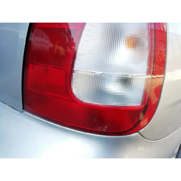 daewoo nubira berlina del año 1998