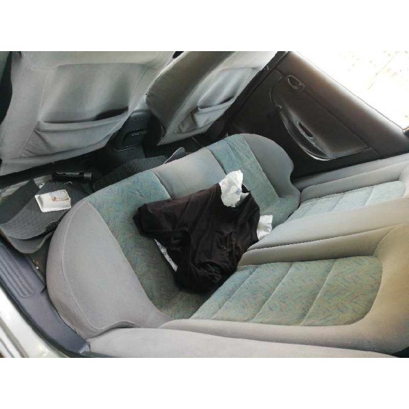 daewoo nubira berlina del año 1998