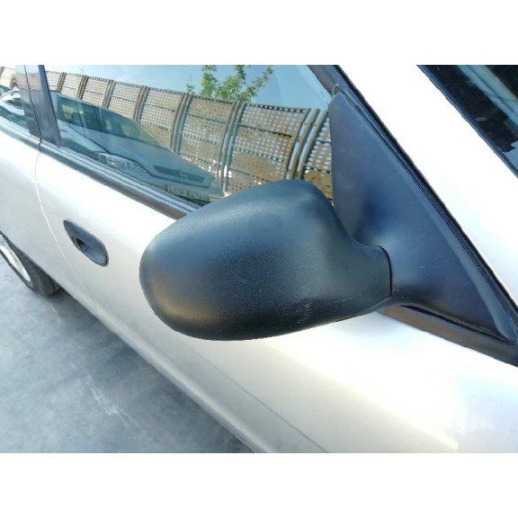 daewoo nubira berlina del año 1998