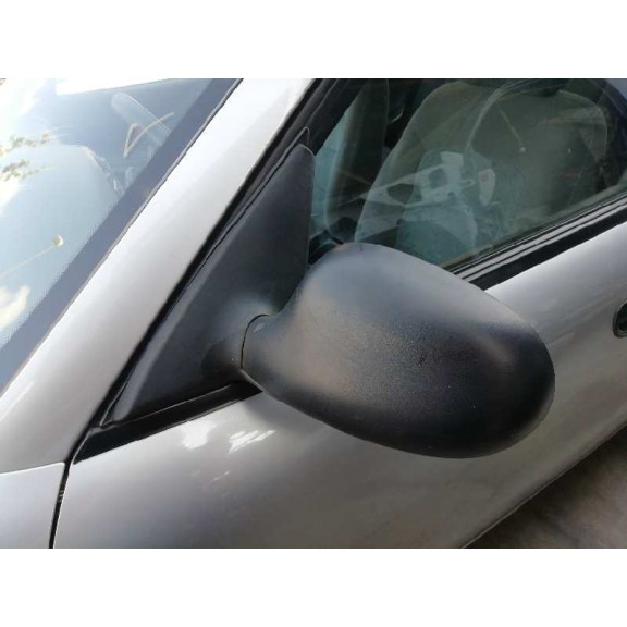 daewoo nubira berlina del año 1998