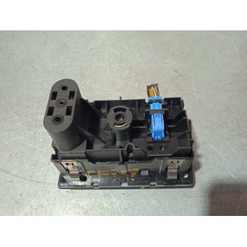 Recambio de mando luces para opel zafira b cosmo referencia OEM IAM 13205868 13205868 SALPICADERO