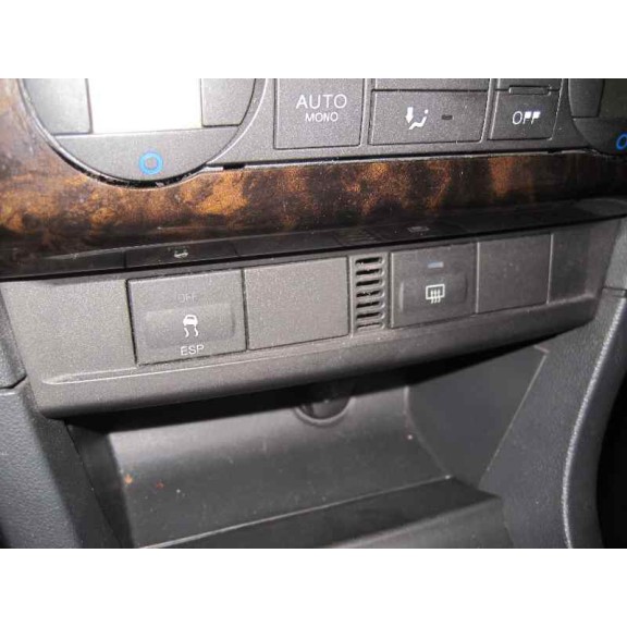 ford focus berlina (cap) del año 2006