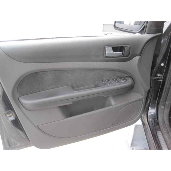 ford focus berlina (cap) del año 2006