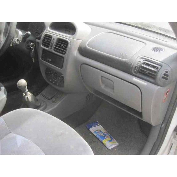 renault clio ii fase i (b/cbo) del año 1999