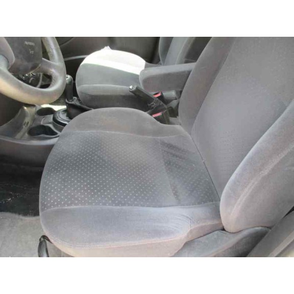 ford focus berlina (cak) del año 2002