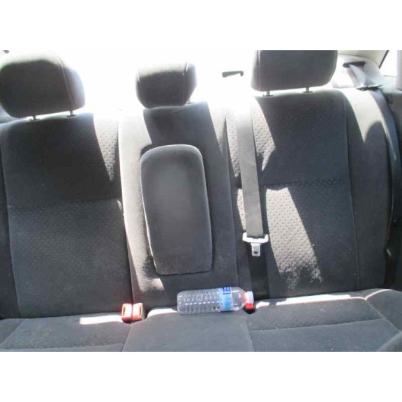 ford focus berlina (cak) del año 2002