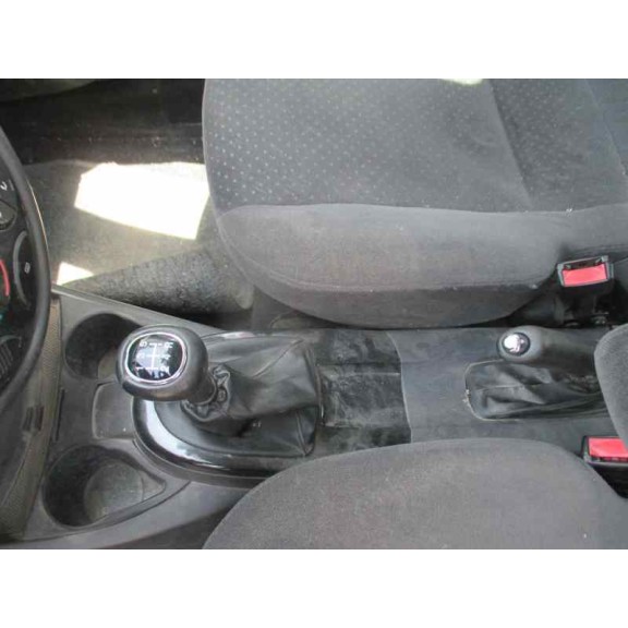 ford focus berlina (cak) del año 2002