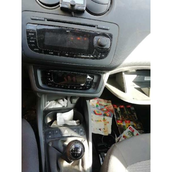 seat ibiza (6j5) del año 2010