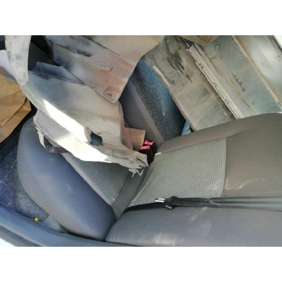 seat ibiza (6j5) del año 2010