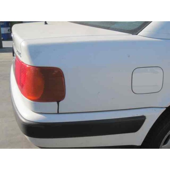 audi 100 berlina (c4) del año 1995