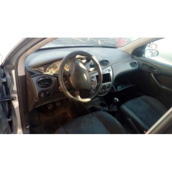 ford focus turnier (cak) del año 2004